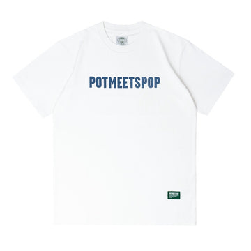 POT MEETS POP - LOGO TYPE TEE WHITE BLUE