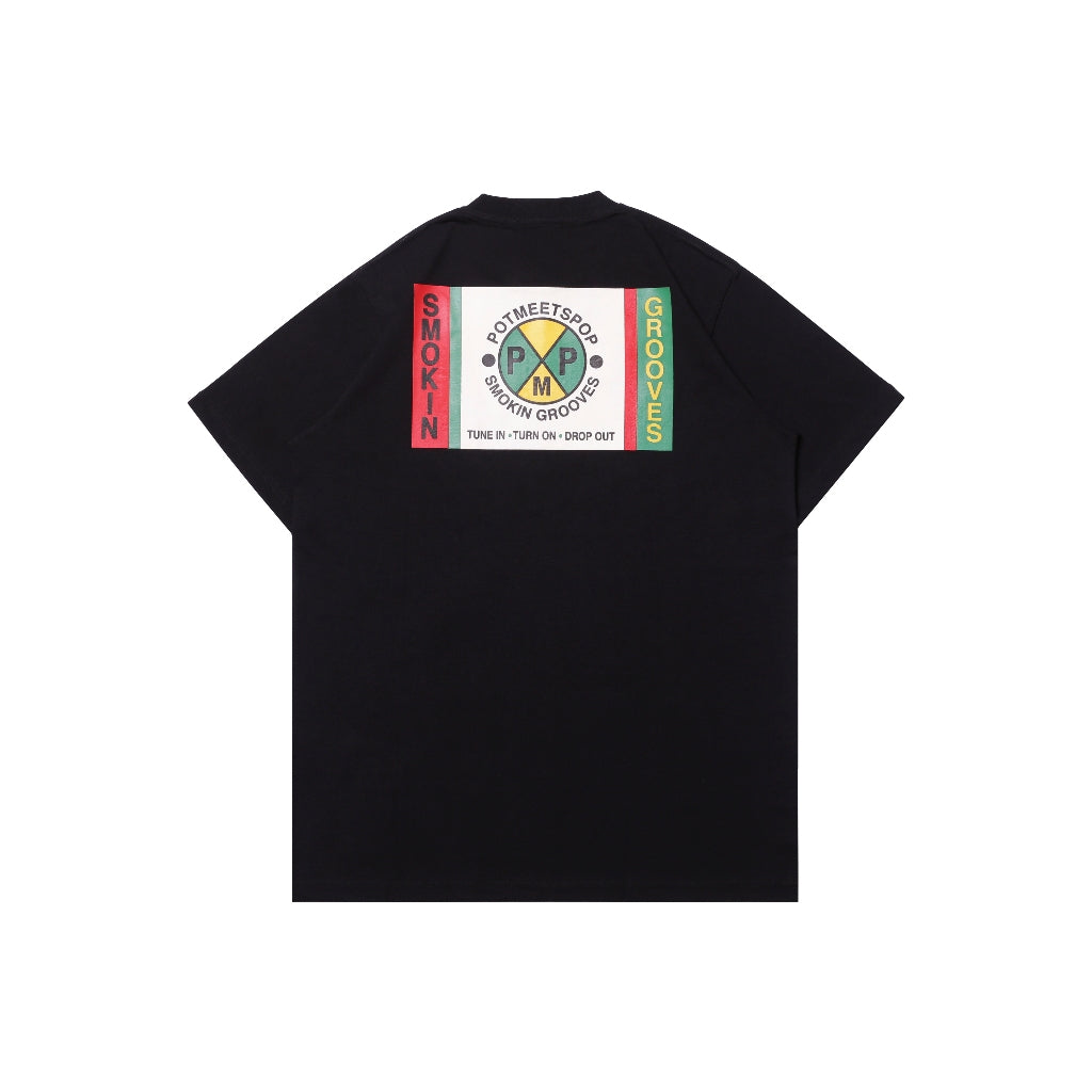Pot Meets Pop Kaos Lengan Pendek - Smokin Grooves Tee Black Ss`25 - T'shirt