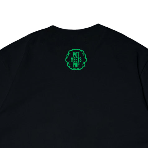 Pot Meets Pop Kaos Lengan Pendek - Modern Day Hippie Tee Black Fw25 - T'shirt