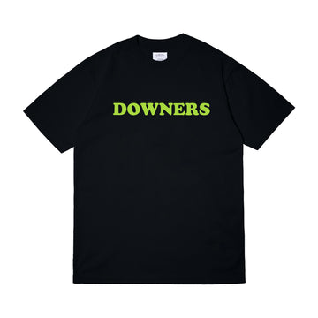 Pot Meets Pop Kaos Lengan Pendek - Downers Tee Black Fw25 - T'shirt