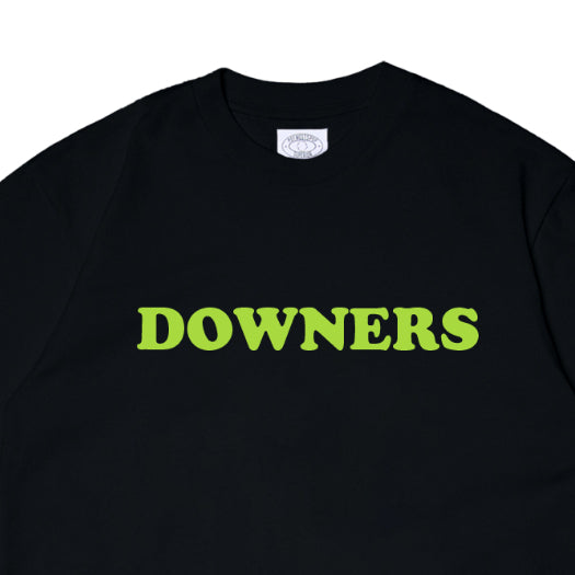 Pot Meets Pop Kaos Lengan Pendek - Downers Tee Black Fw25 - T'shirt